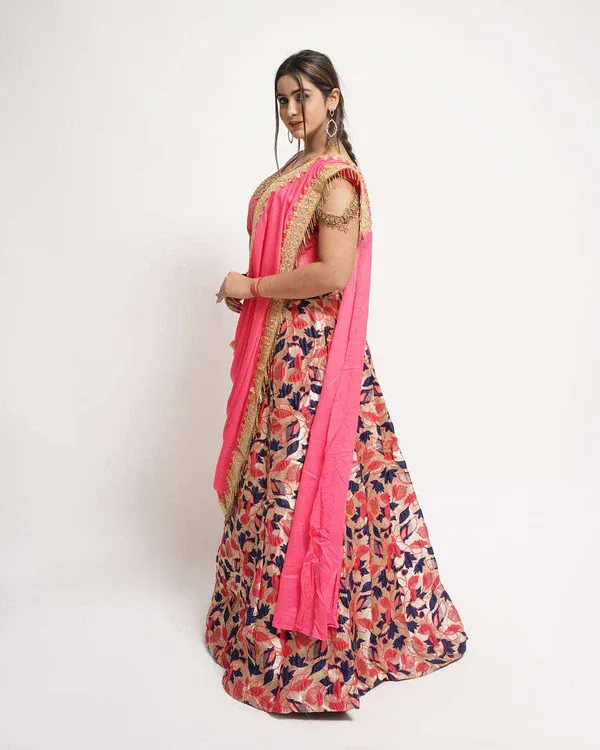Banarsi silk with CANCAN ready-to-wear set 119, view 2
