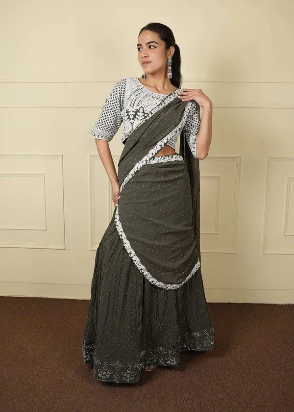 Georgette with CANCAN ready-to-wear set 215, view 2