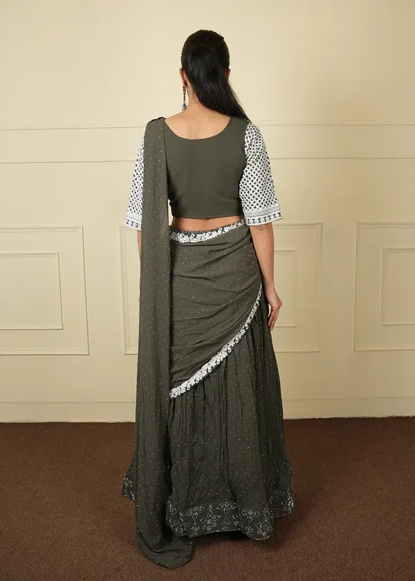 Georgette with CANCAN ready-to-wear set 215, view 3